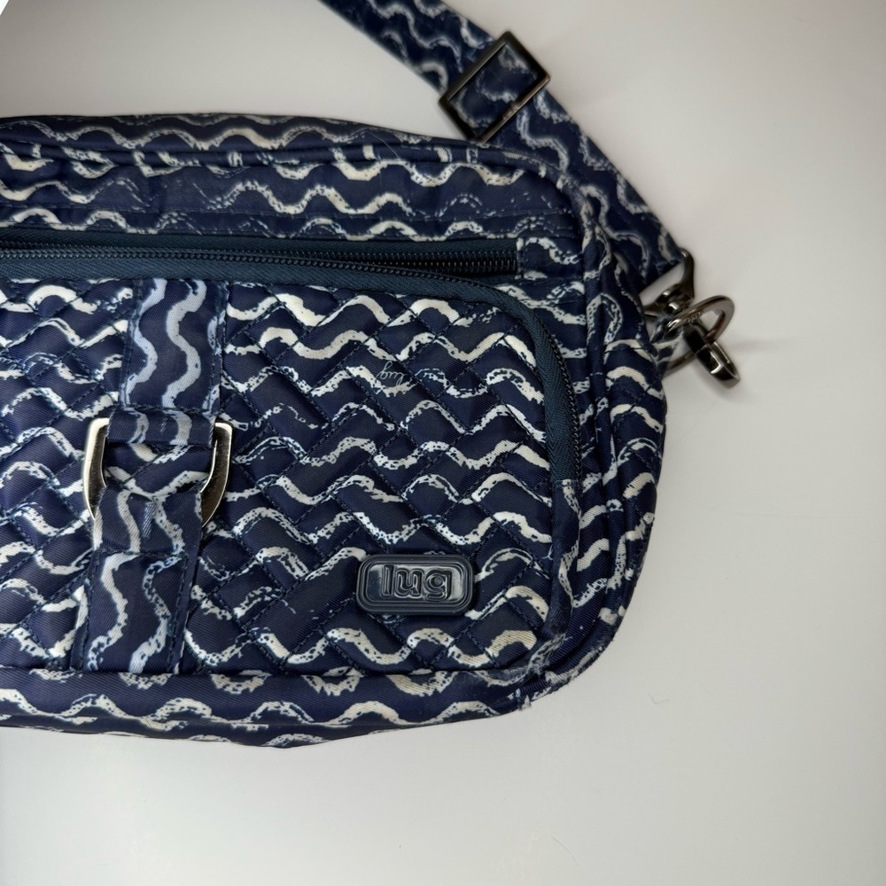 Lug Carousel Blue Waves Quilted Pattern Multi-Poc… - image 4